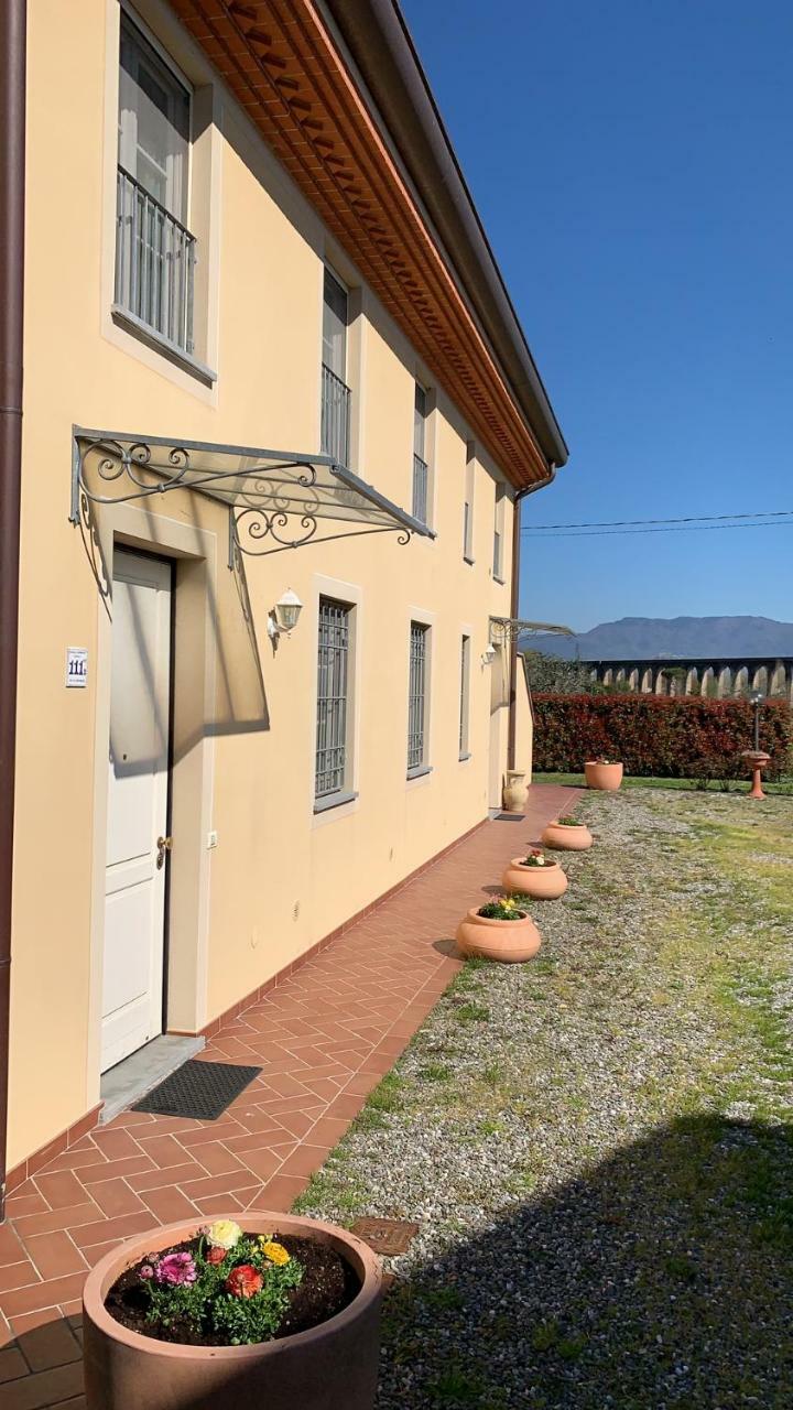 Appartamenti Vacanze Il Nottolini Capannori Esterno foto